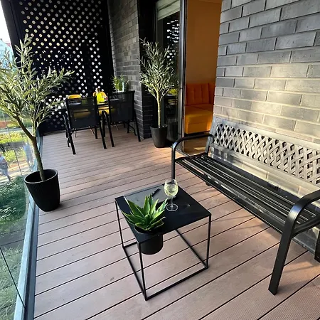 Wroclove Apart Otel 3*