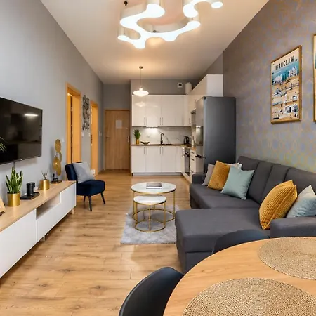 Appart hôtel Wroclove - Rooftoop Terrace 3*